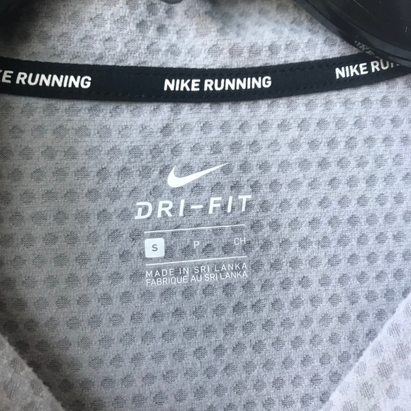Nike women's running top DRI FIT - Picture 3 of 4